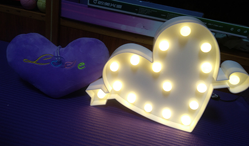 ARROW HEART LED LIGHT.jpg